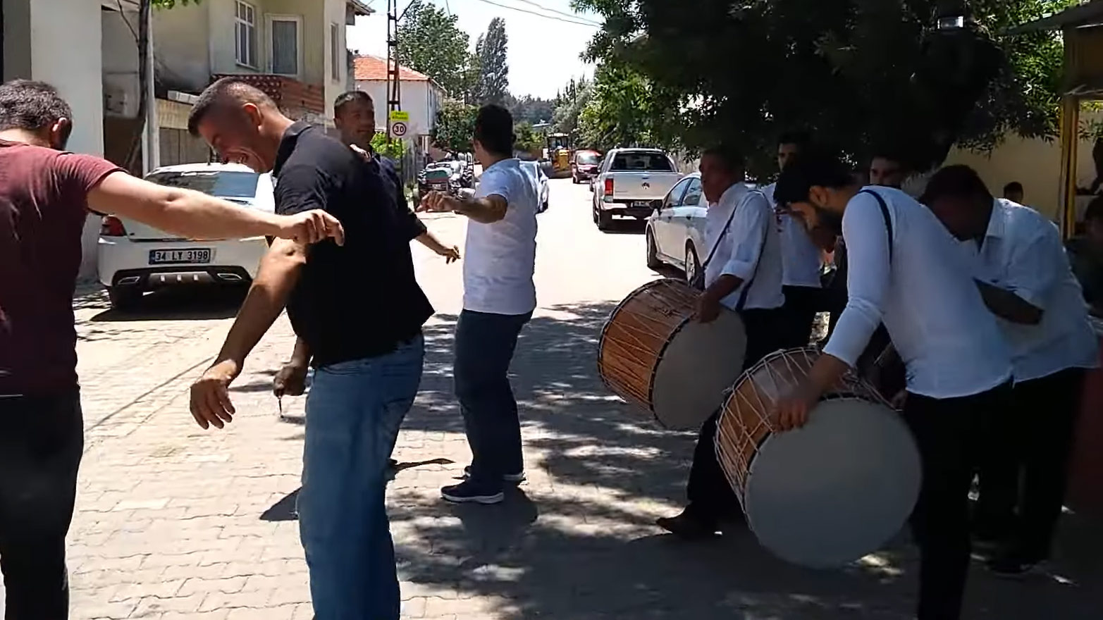 Körfez Asker Uğurlama Davulcusu